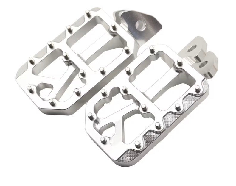 Pegs fits most bikes